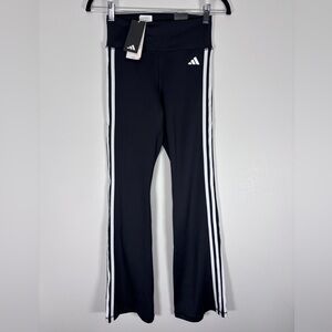 Adidas NWT Women’s Training 3-Stripes Flare Leggings Black - Size Small